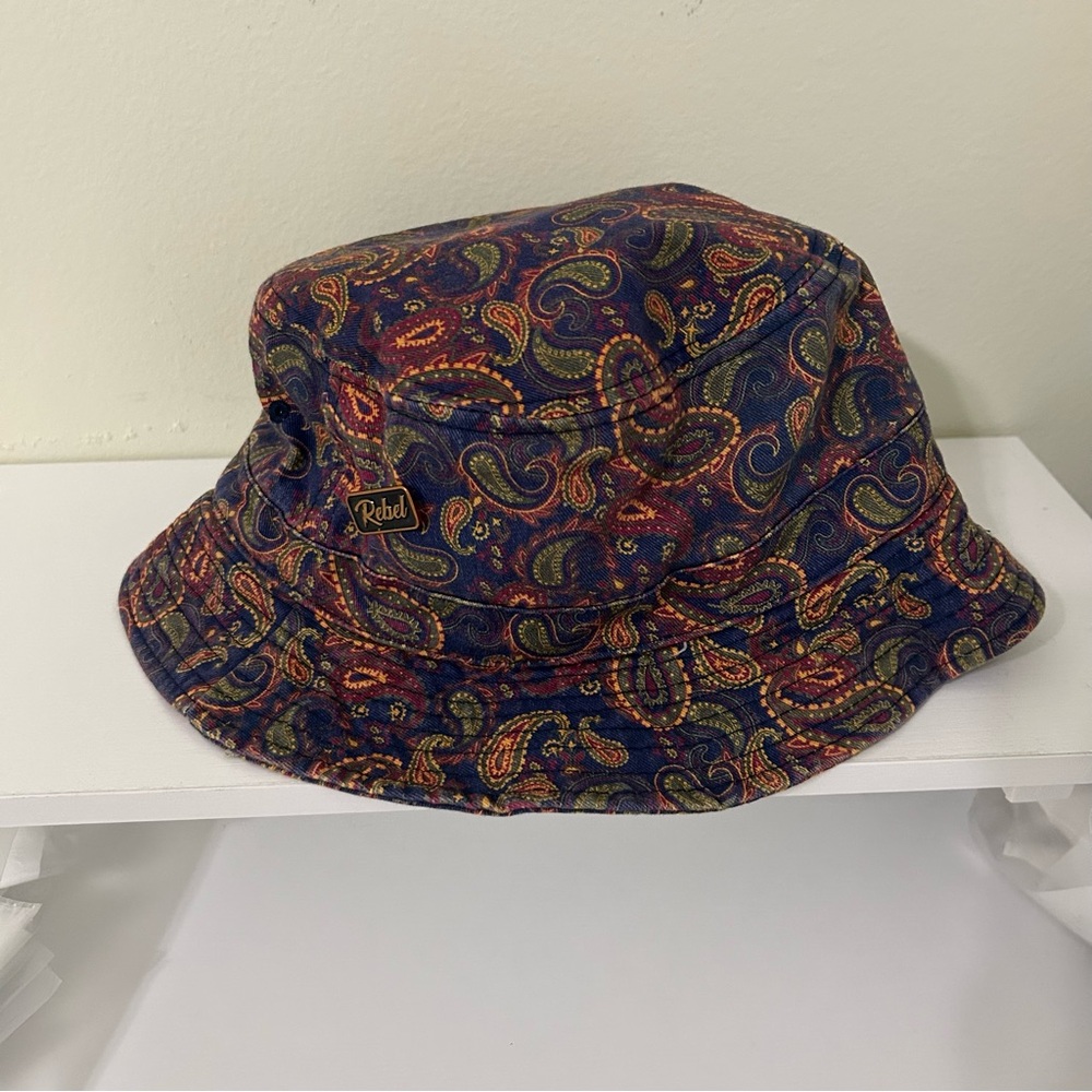 Urban Outfitters Multicolor Paisley Print Bucket Hat with Rebel Enamel Pin